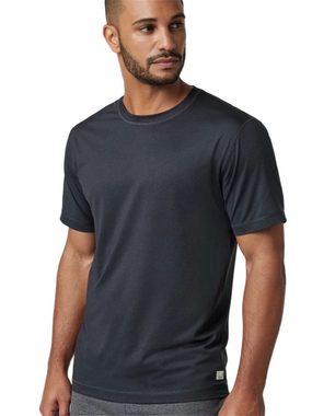 Vuori Men's Heather Gray Strato Pocket Crew Tee EUC. Size Medium